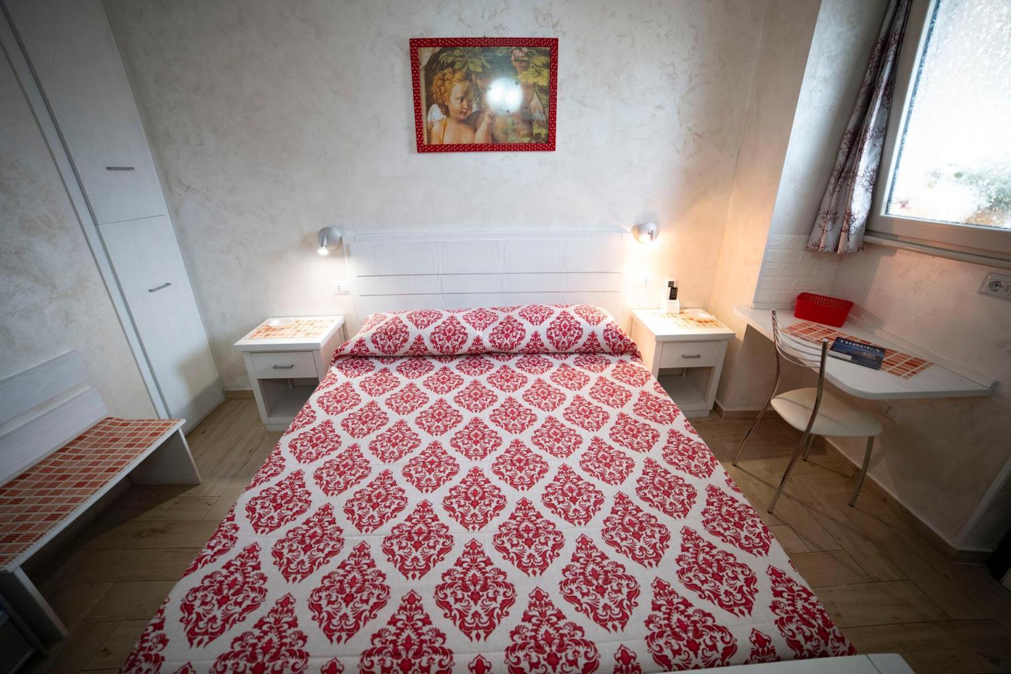 トロペーア ラ ペルラ デル ティレーノ Bed & Breakfast エクステリア 写真