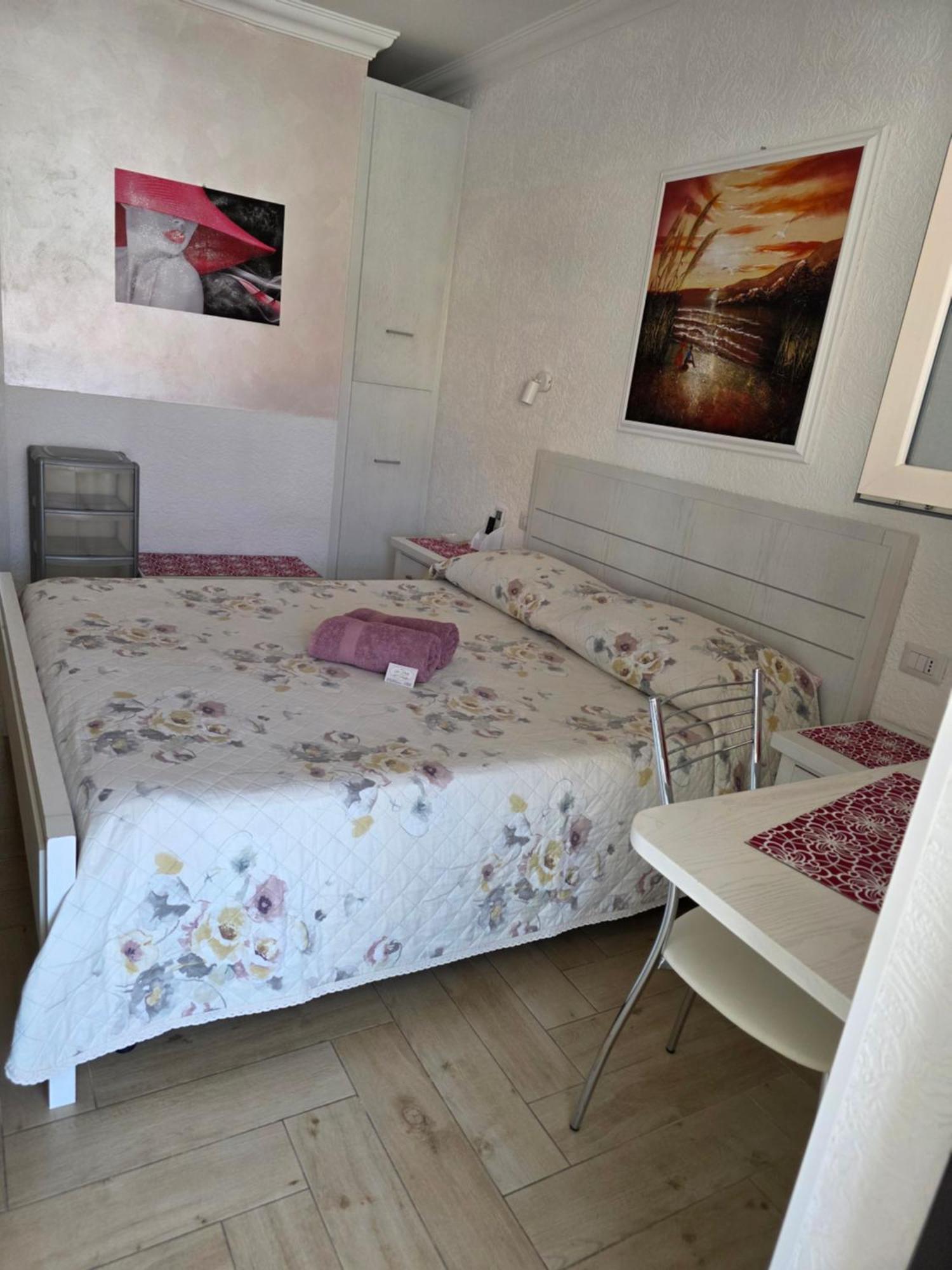 トロペーア ラ ペルラ デル ティレーノ Bed & Breakfast エクステリア 写真