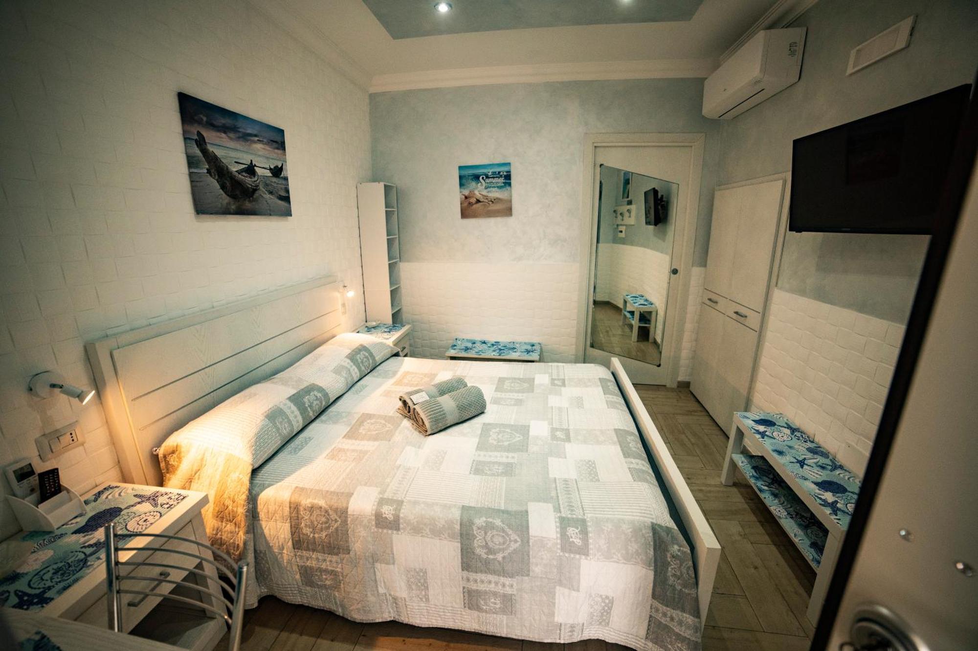 トロペーア ラ ペルラ デル ティレーノ Bed & Breakfast エクステリア 写真