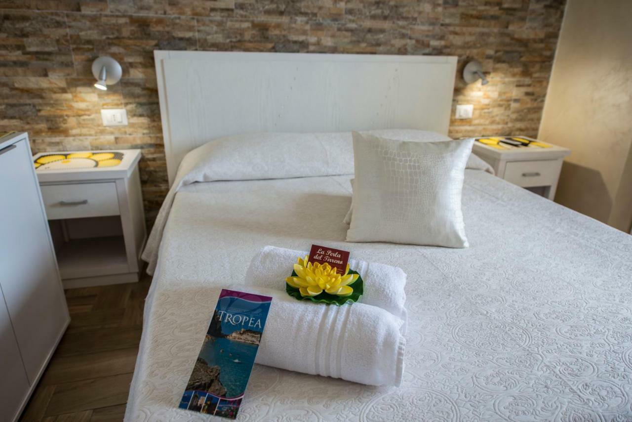 トロペーア ラ ペルラ デル ティレーノ Bed & Breakfast エクステリア 写真